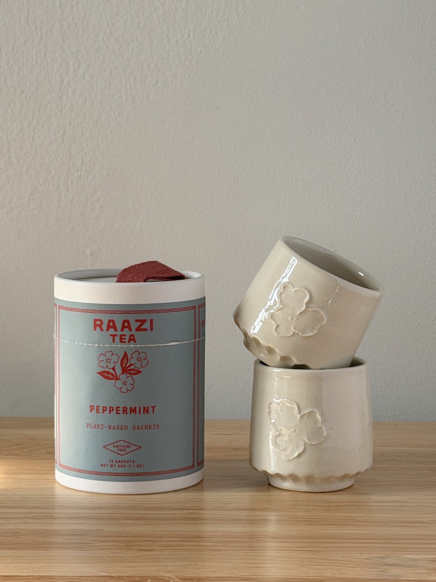 White Ceramic Teapot / Cups Set