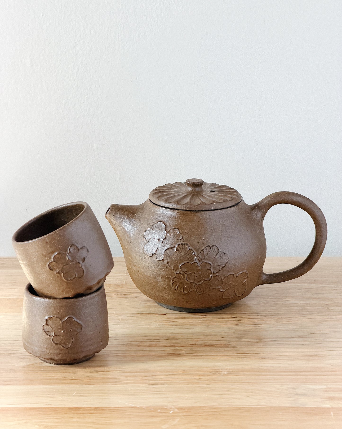 Brown Ceramic Teapot / Cups Set