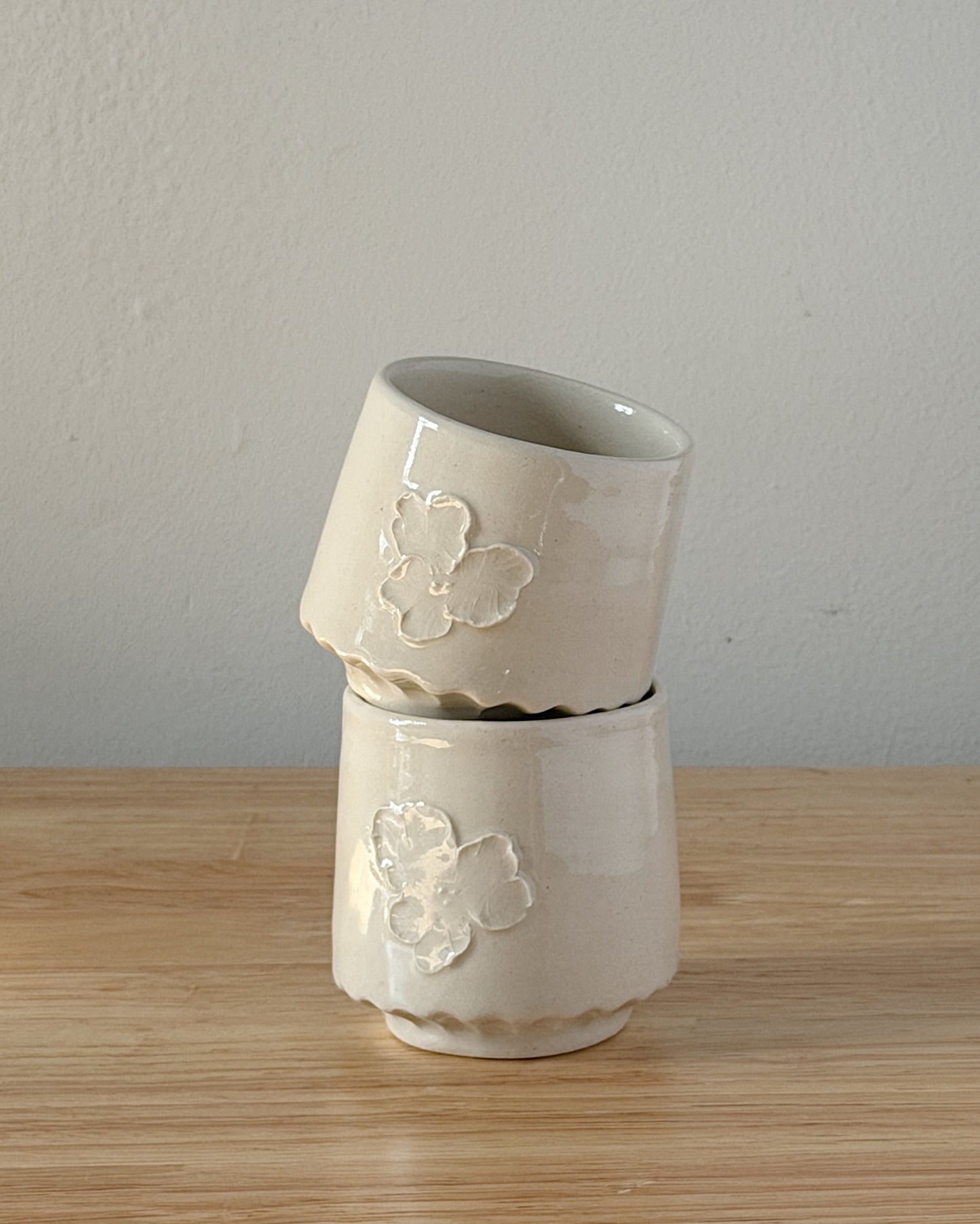 White Ceramic Teapot / Cups Set